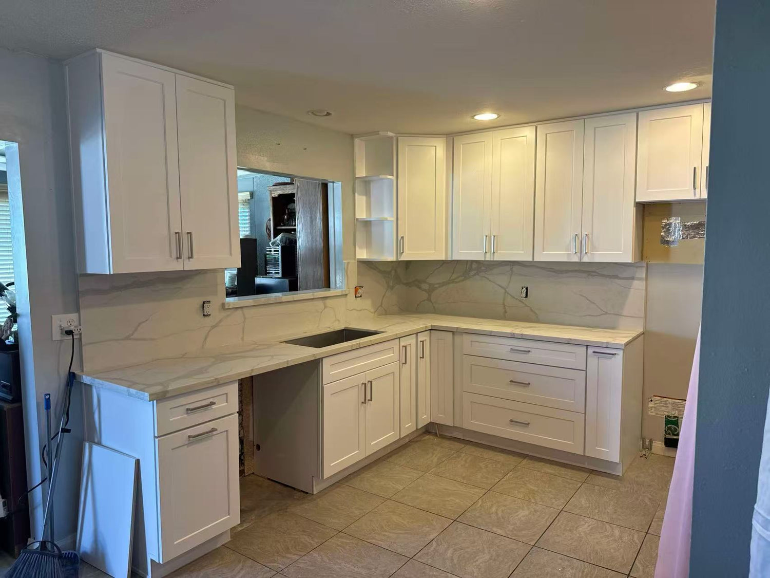 White Shaker - TQ CABINETRY