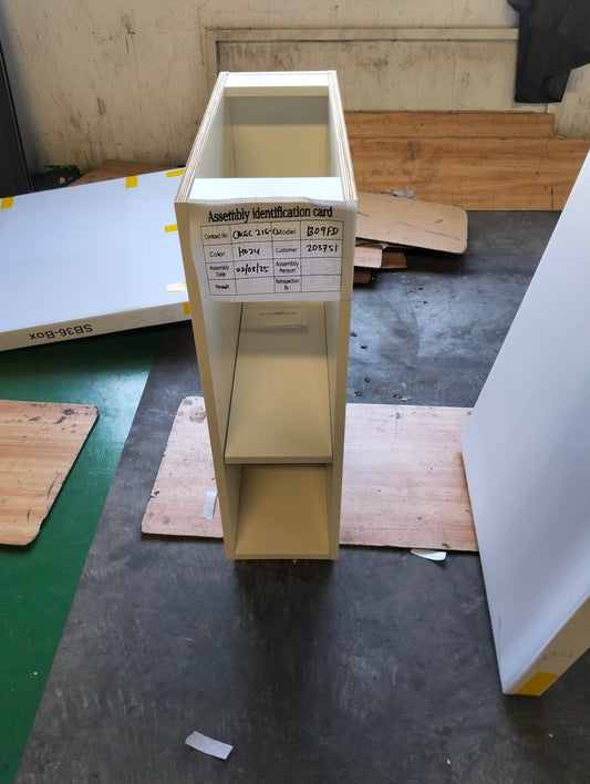 b09 Full Door - TQ CABINETRY