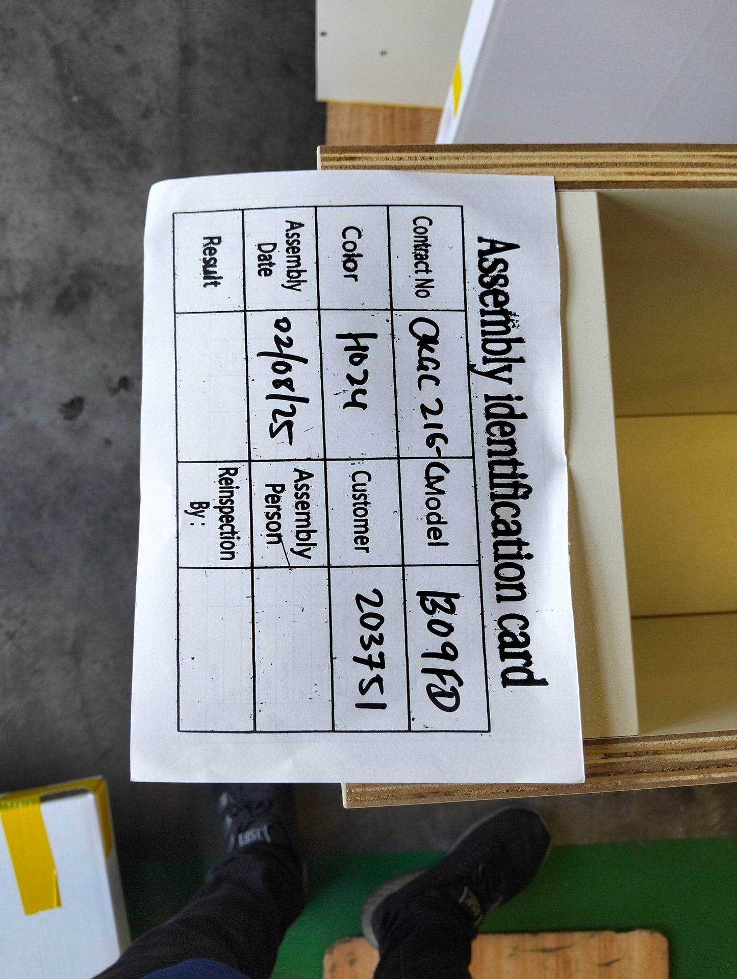 b09 Full Door - TQ CABINETRY
