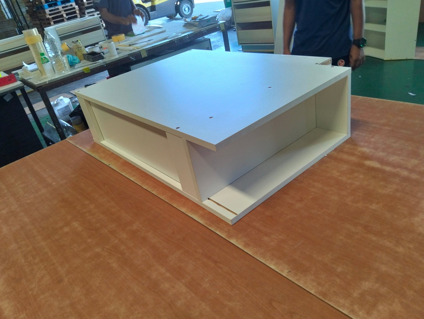 b09 Full Door - TQ CABINETRY